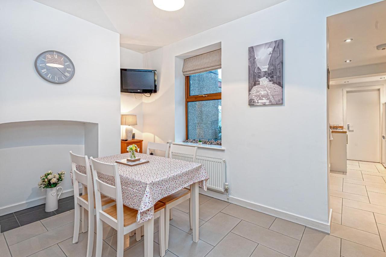 Taitwt1 Villa Caernarfon Eksteriør bilde