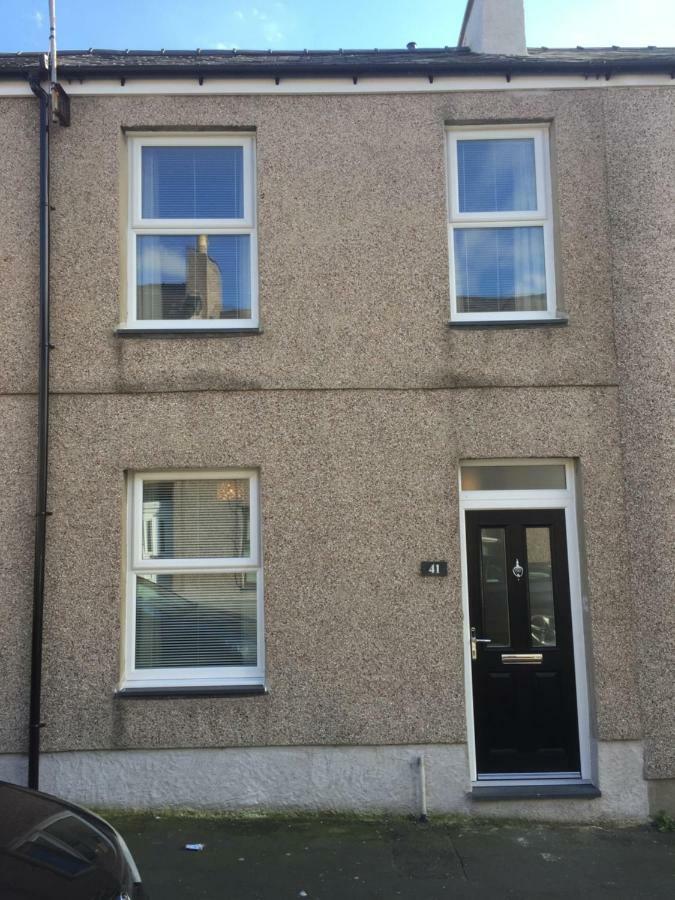 Taitwt1 Villa Caernarfon Eksteriør bilde